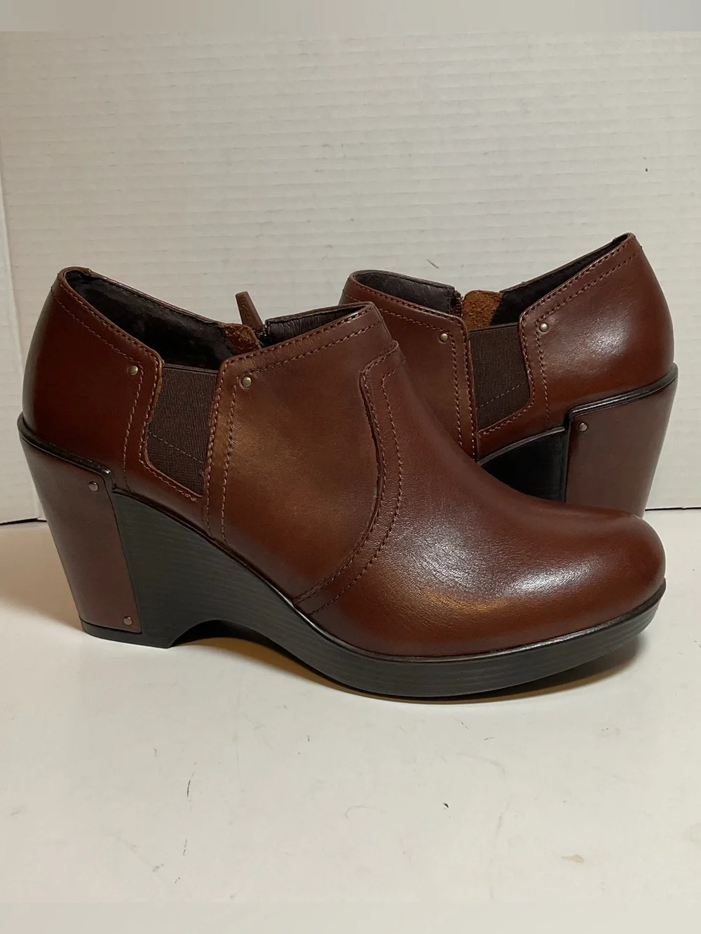 Dansko Florence Brown Leather Wedge Ankle Bootie Shootie